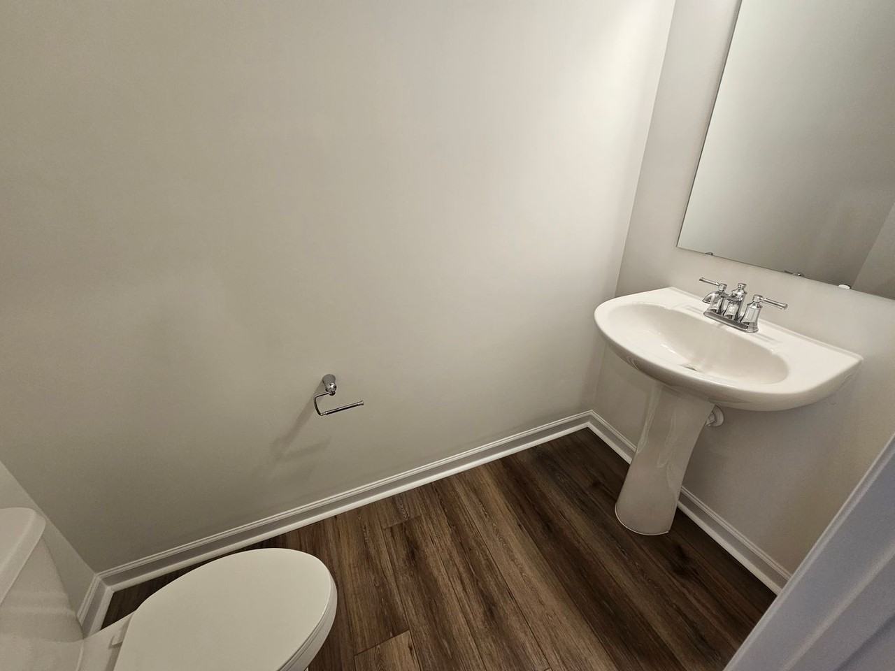 794 Earhart St - Photo 6 of 32