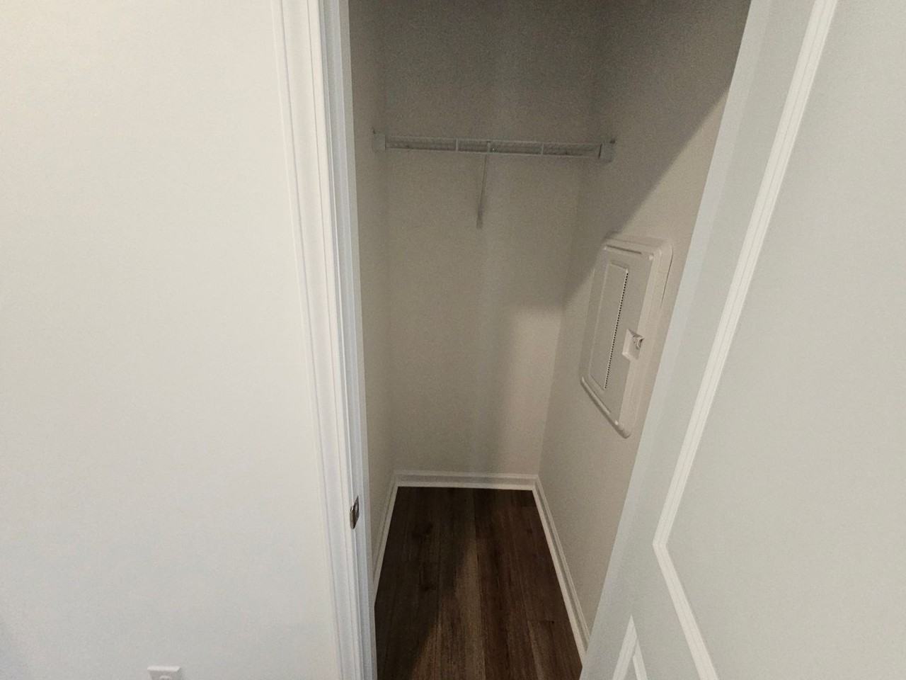 794 Earhart St - Photo 7 of 32