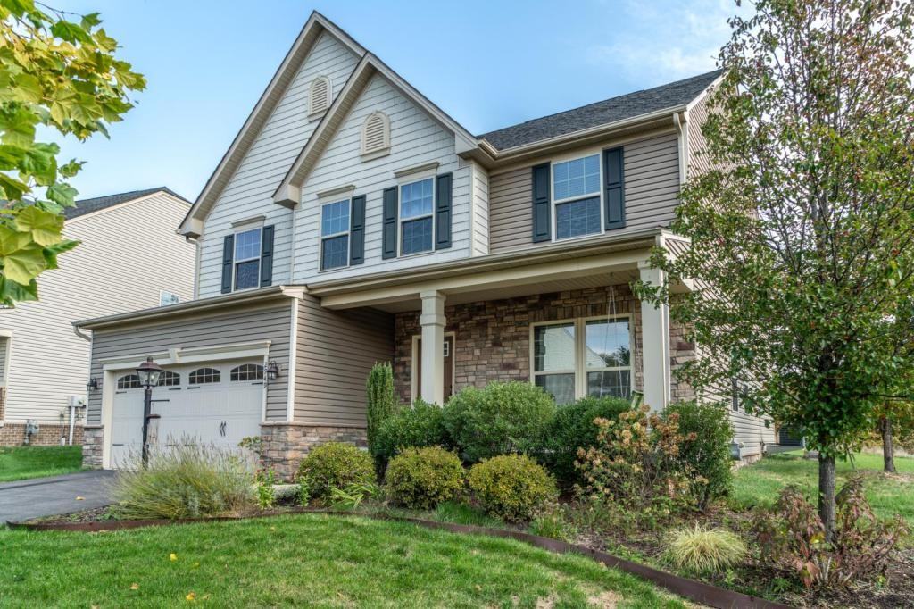 2949 Pinnacle Dr - Photo 2 of 48