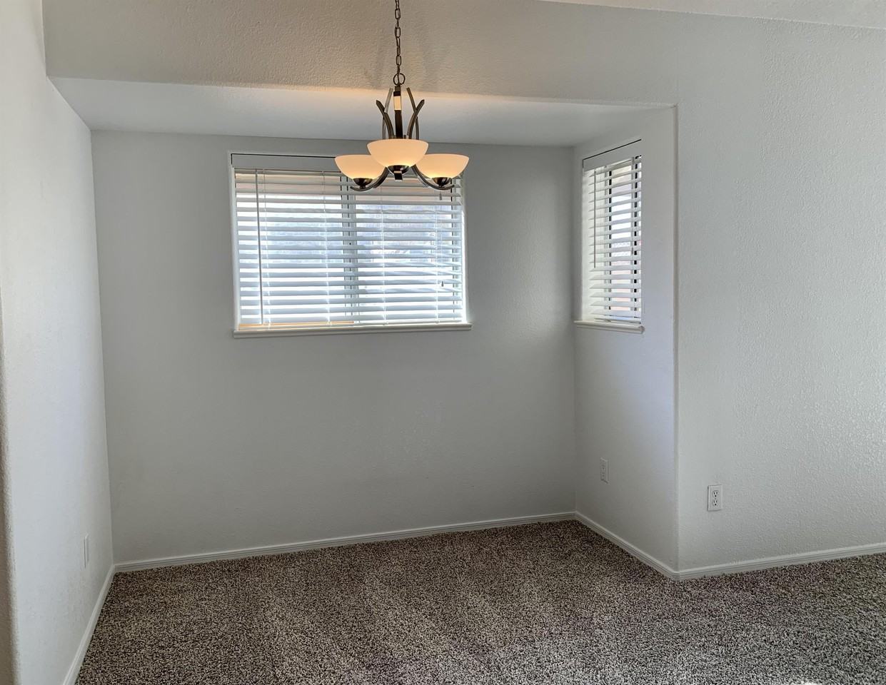 11551 W Bobcat Ct - Photo 2 of 20