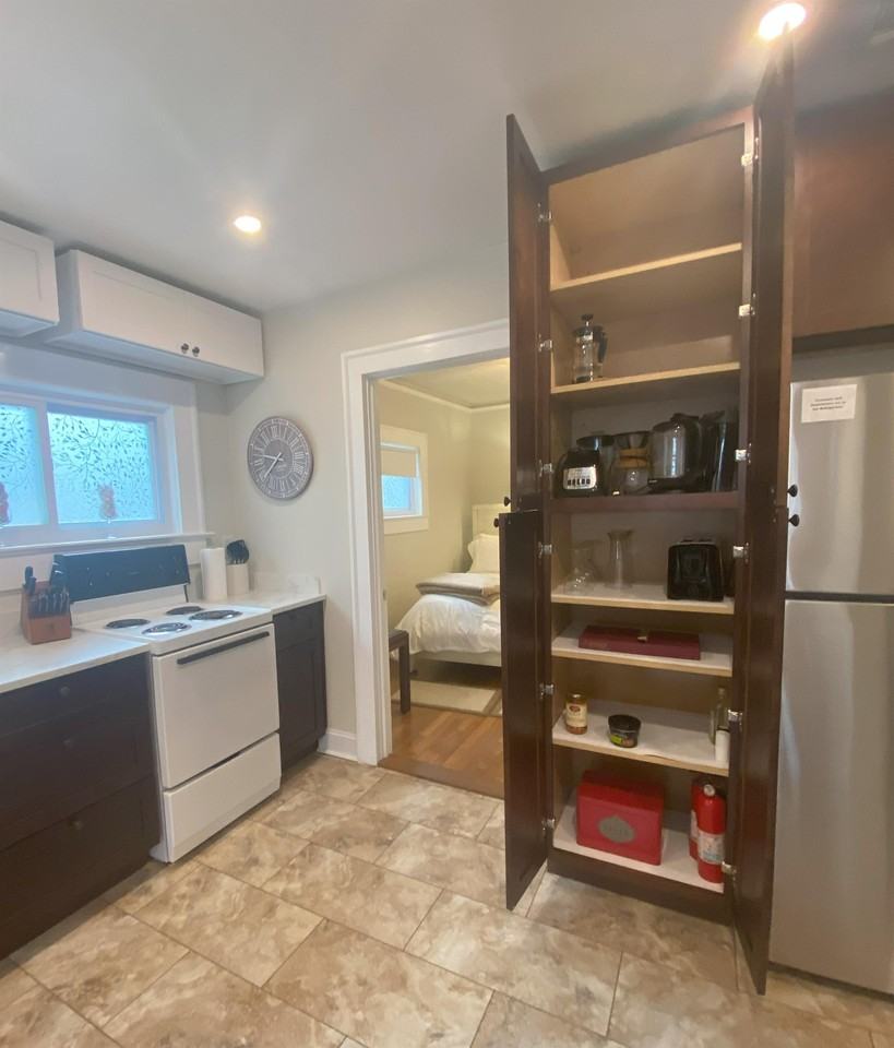 45 Oaklawn St - Photo 7 of 10