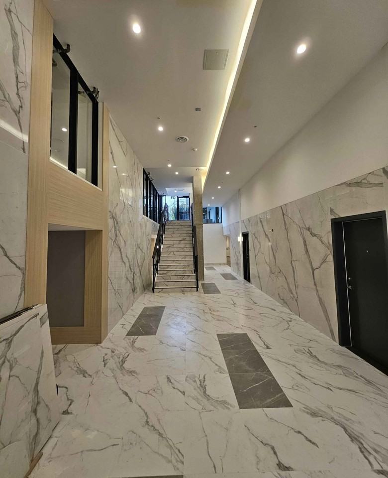 10333 133 Street - Photo 4 of 16