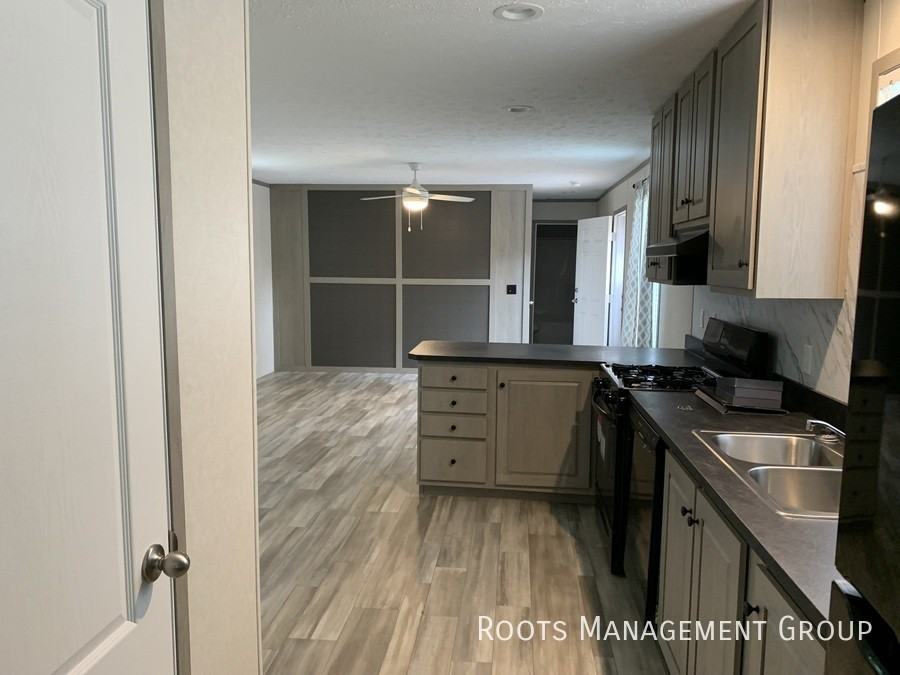 13097 Allen Ct #5 - Photo 2 of 7