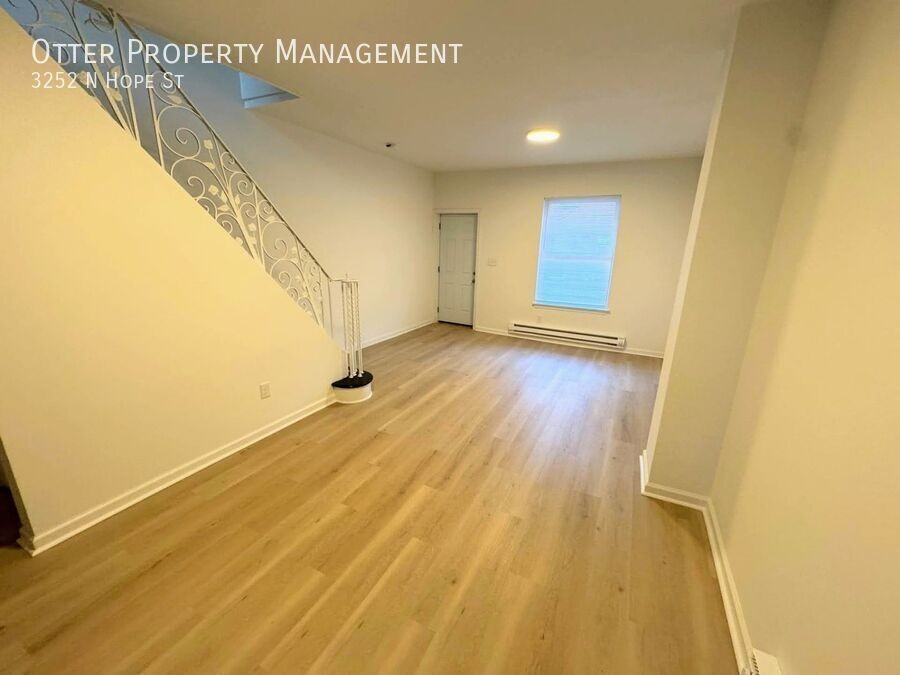 3252 N Hope St - Photo 3 of 22