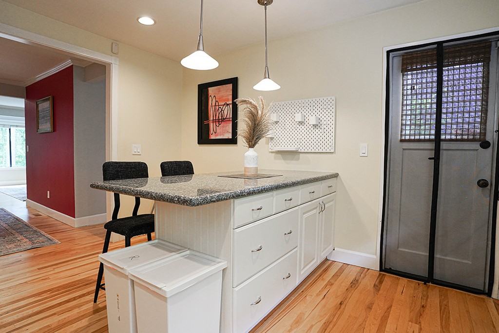 1621 107th Ave Se - Photo 7 of 28