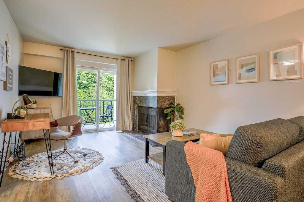 14645 Ne 34th St #C19 - Photo 5 of 25