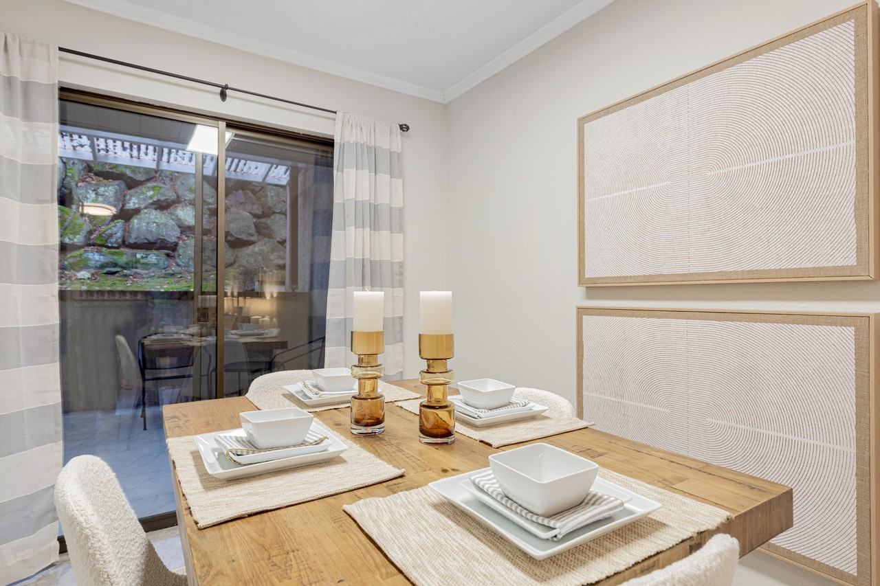 10509 Ne 32nd Pl #B104 - Photo 5 of 27