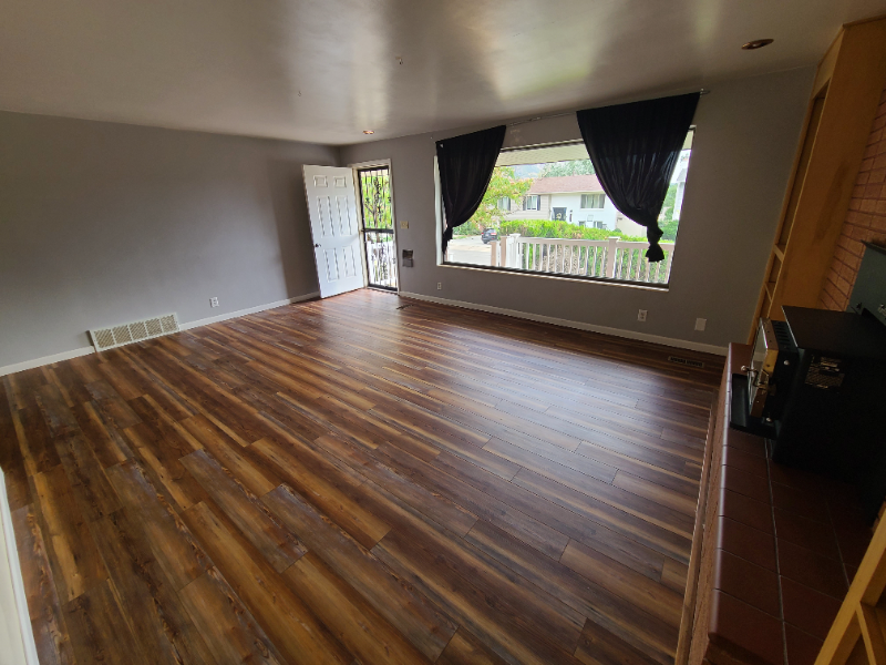 1338 Henderson Dr - Photo 3 of 28
