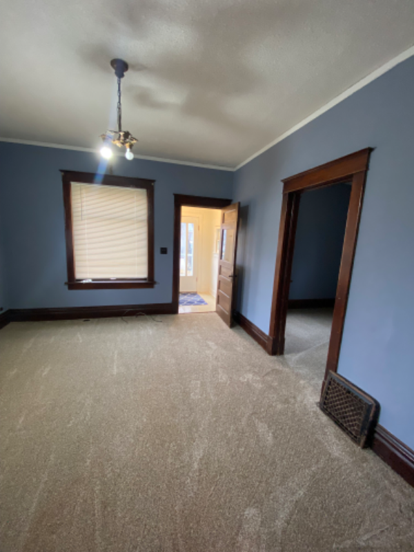 123 N Pennsylvania St - Photo 3 of 19