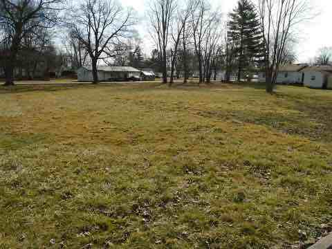 331 Marshall Ave - Photo 2 of 9