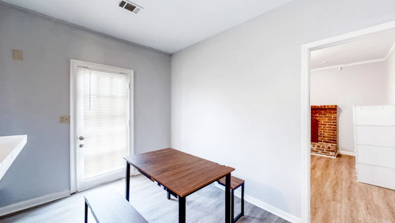 484 South Susan Creek Drive - Photo 2 of 12