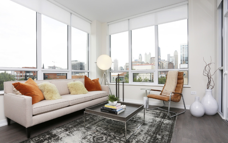 427 W Chicago Ave - Photo 3 of 20