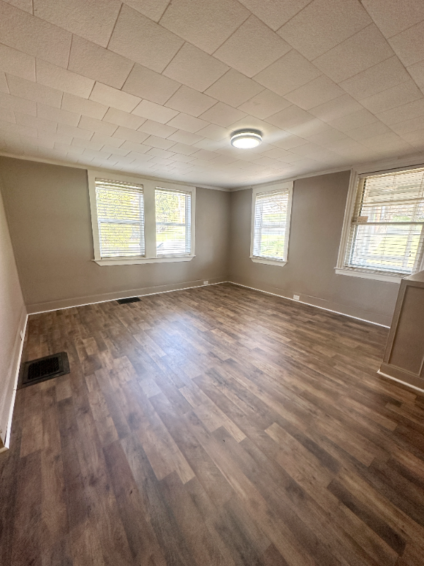 20 Weber Ave #1 - Photo 2 of 6