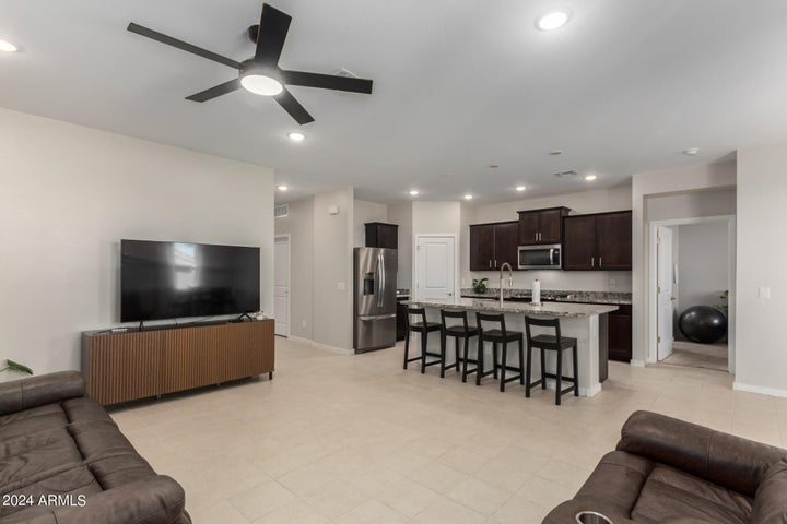 19908 W Badgett Ln - Photo 4 of 19