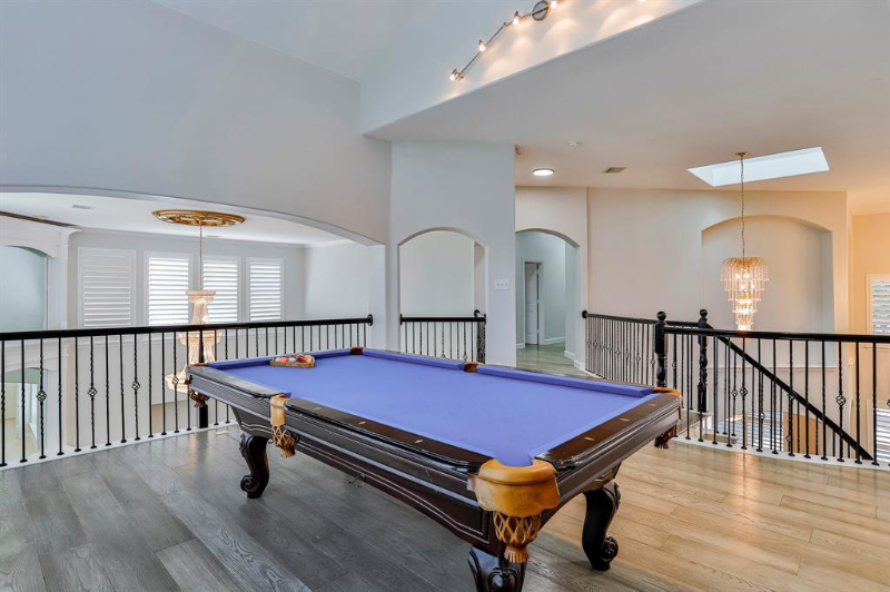 6106 Wayne Ct - Photo 3 of 17