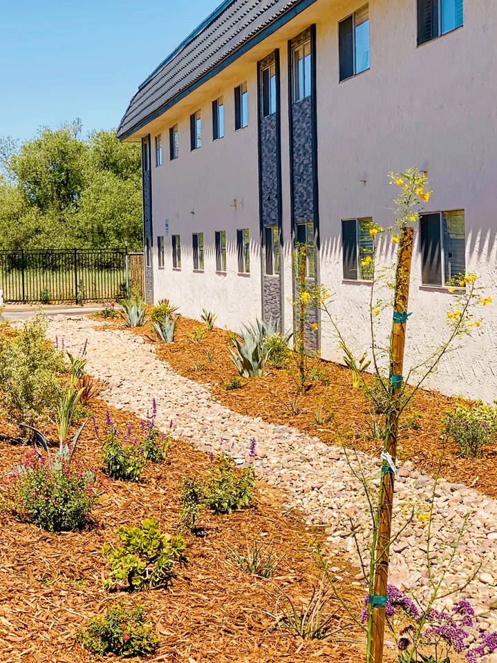 Country Gardens - Photo 5 of 14