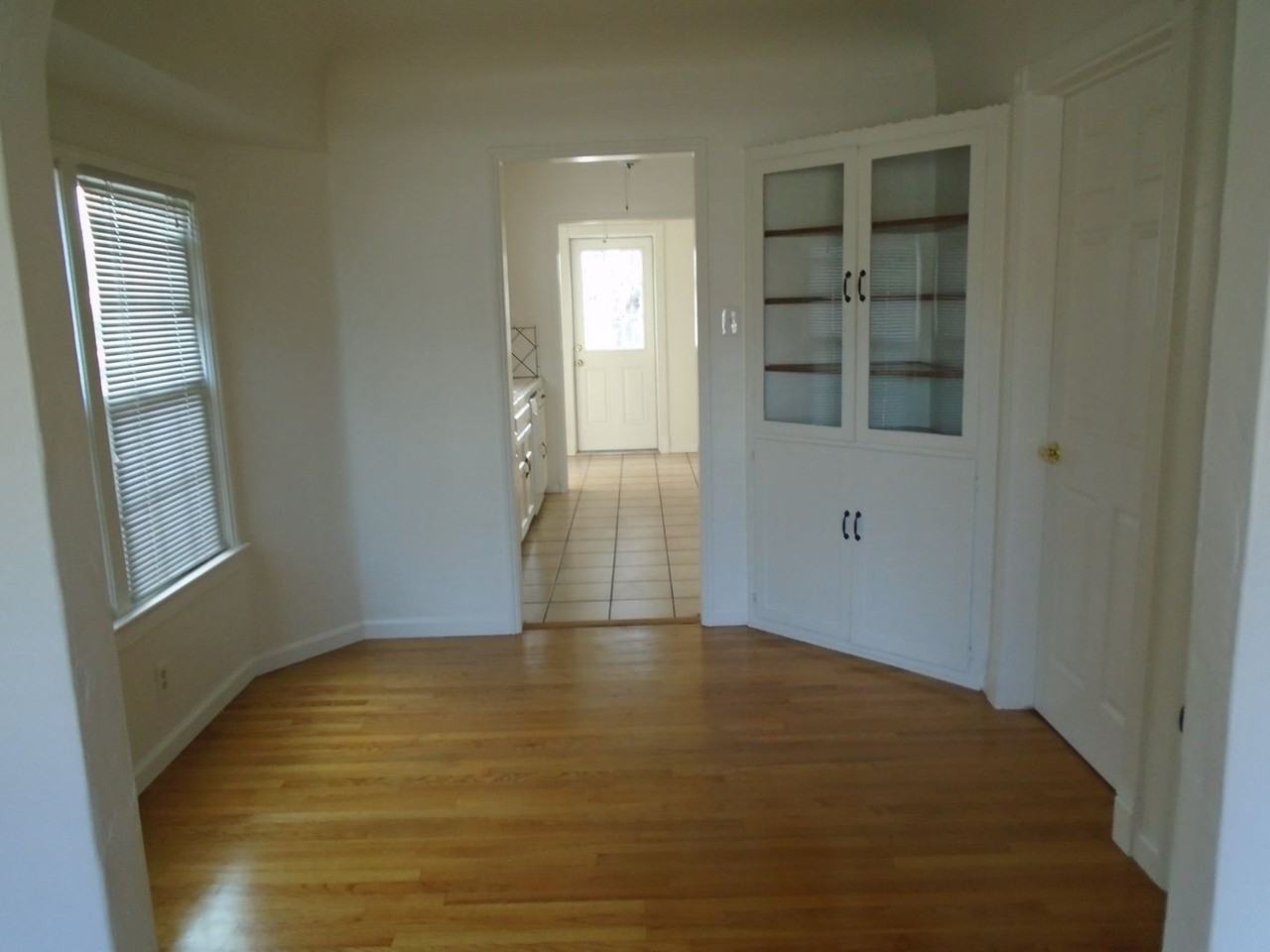 243 Columbus St - Photo 2 of 7