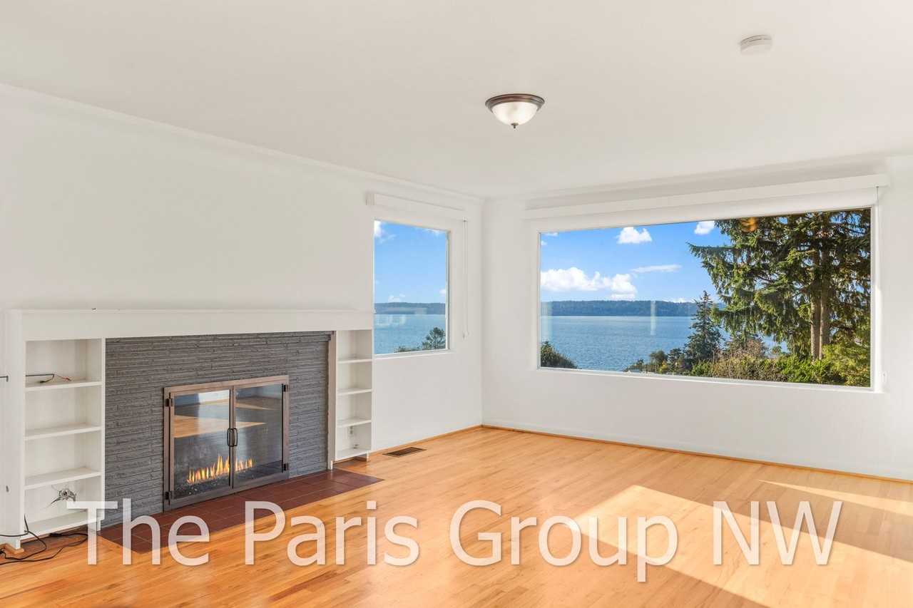 12009 26th Ave Sw - Photo 2 of 25