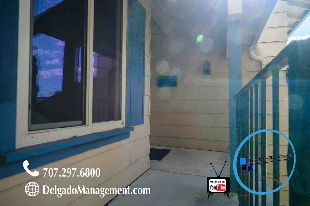 1516 Shannon Ct - Photo 4 of 32