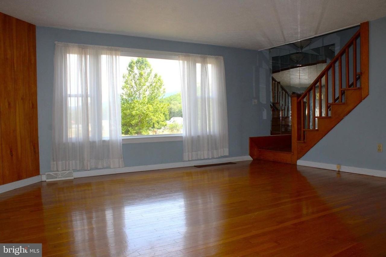 13500 Country Ln Ne - Photo 5 of 15