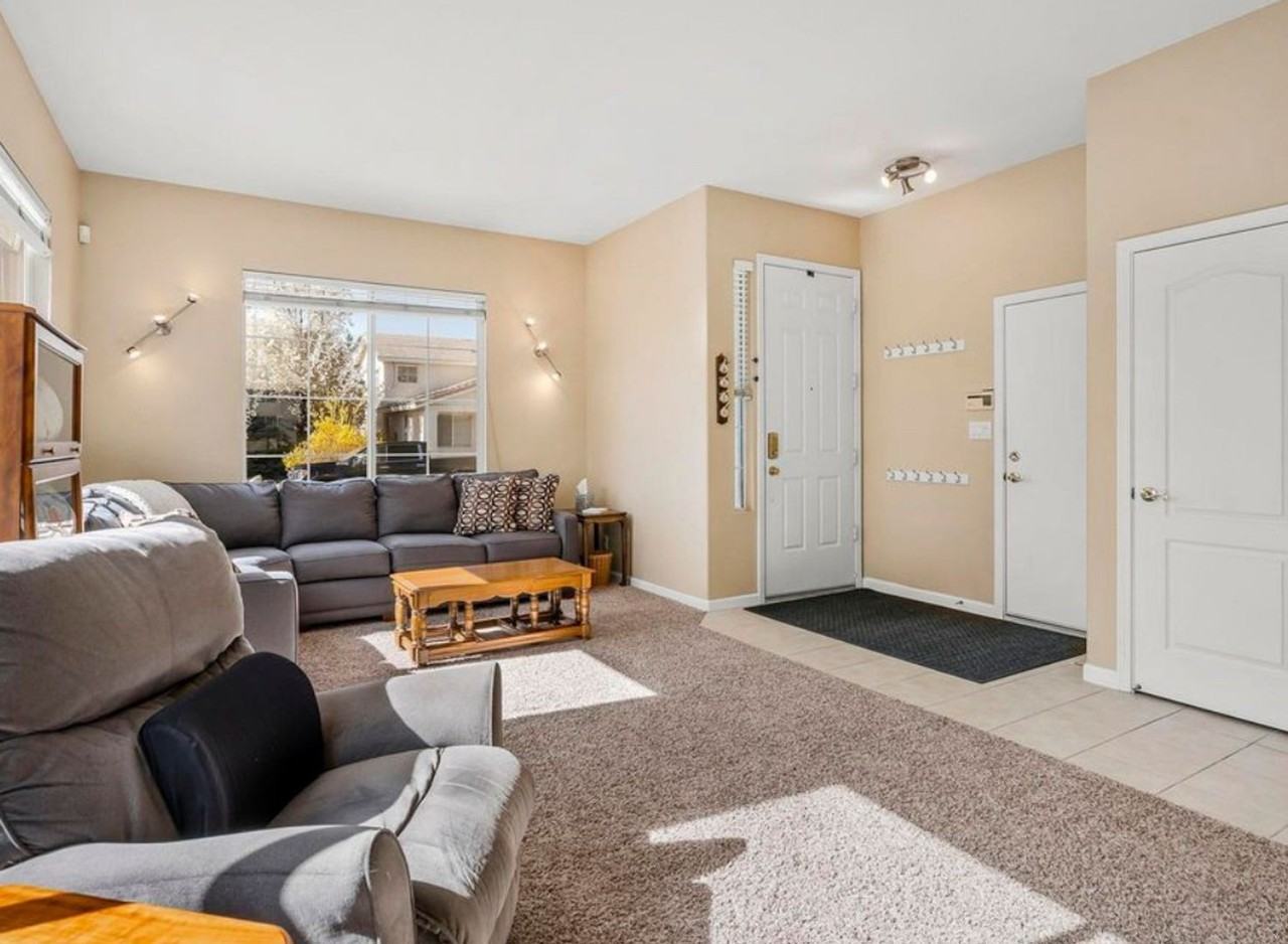 1833 Millpond Ct - Photo 2 of 18