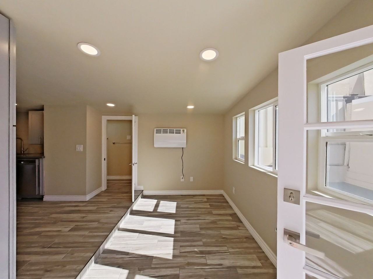 258 Cress St - Photo 2 of 13