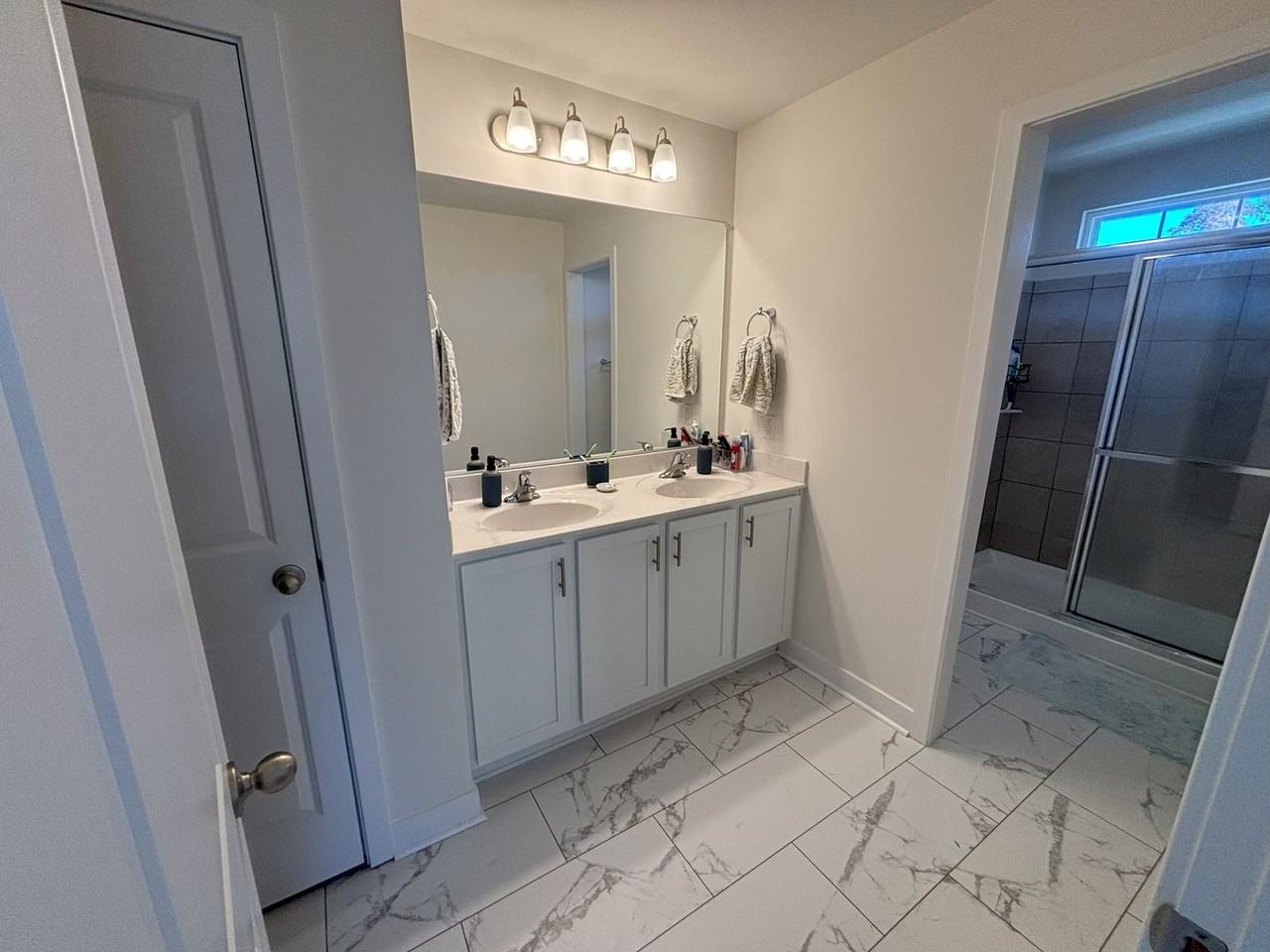 469 Wyatt Dr - Photo 3 of 16