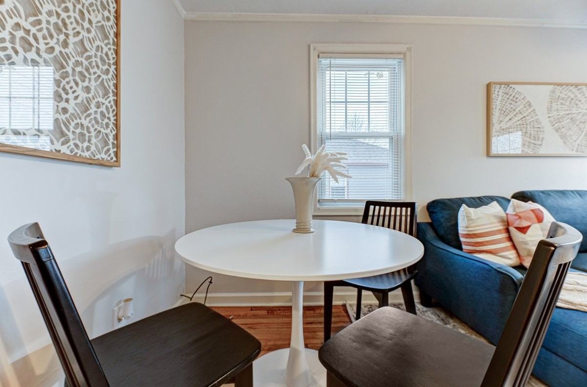 5515 Northwest Radial Highway, Unit 5515 Unit 2 - Photo 4 of 15