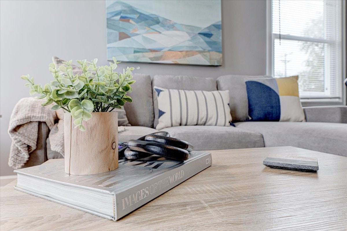 5509 Northwest Radial Highway, Unit 5509 Unit 1 - Photo 3 of 30