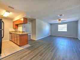 featured image of 213 Berry Tree Pl