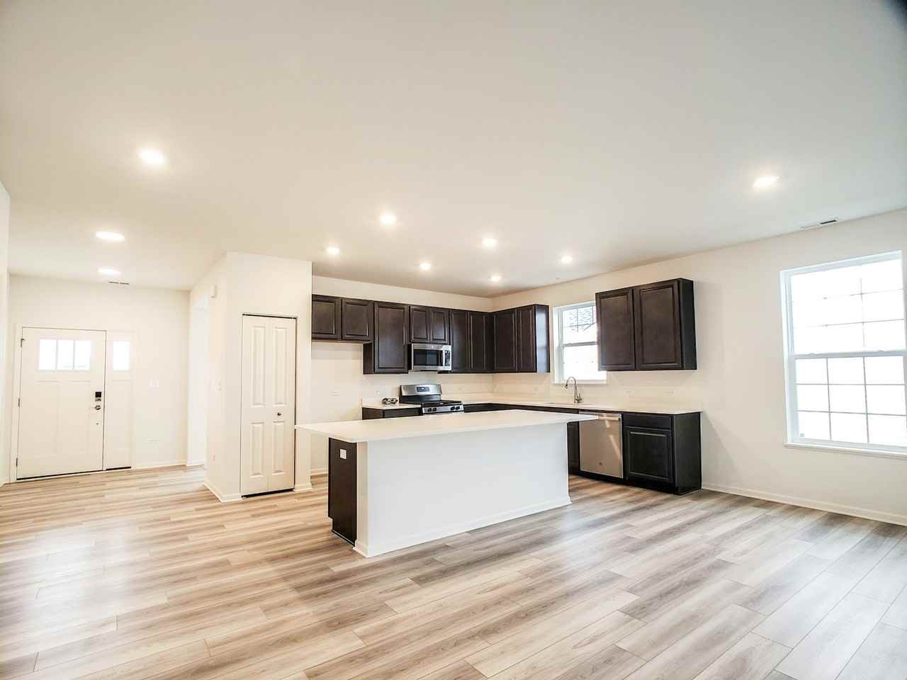 14337 Clover Avenue - Photo 2 of 16