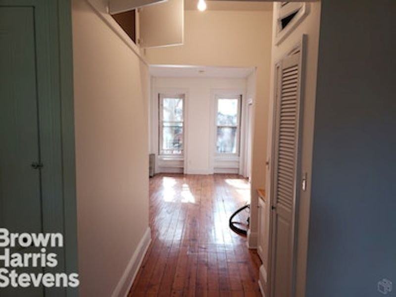 373 Sackett St #3 - Photo 3 of 4
