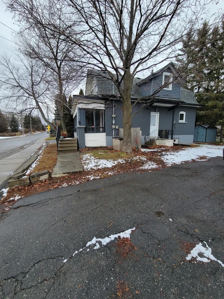 384 Van Horne St #1 - Photo 3 of 11