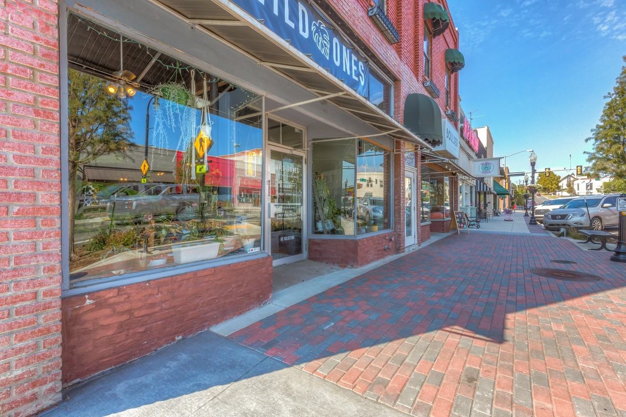 118 North Main Street - Photo 3 of 19