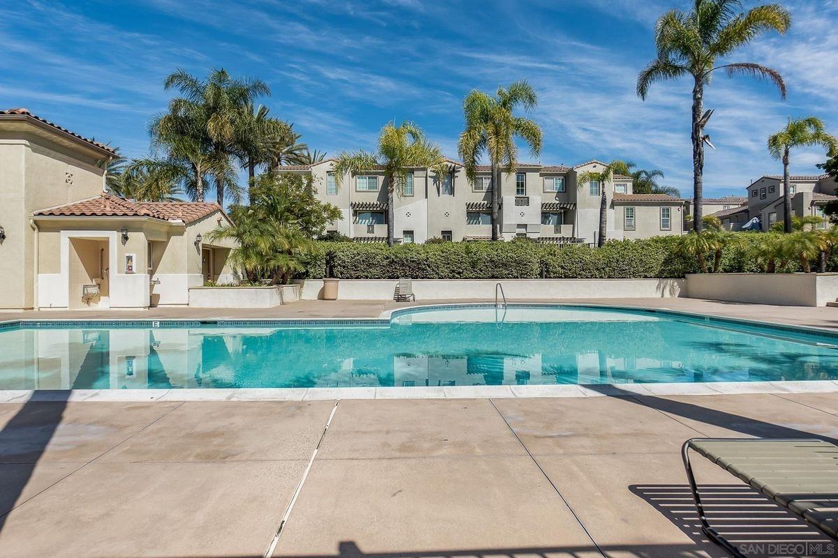 1295 Blue Jean Way ##5 - Photo 2 of 25