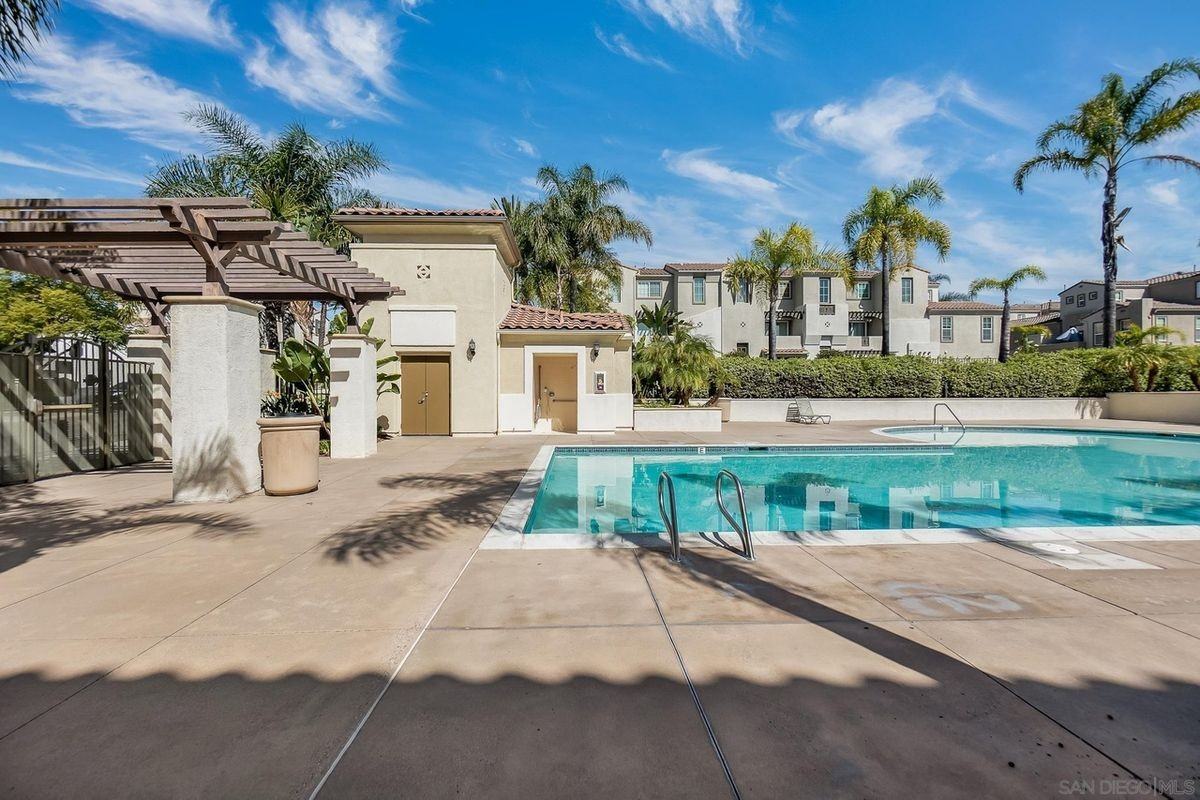 1295 Blue Jean Way ##5 - Photo 3 of 25