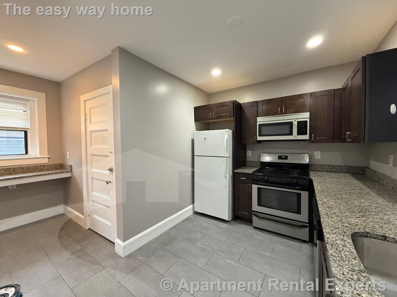 9 Upland Rd #5 - Photo 2 of 14