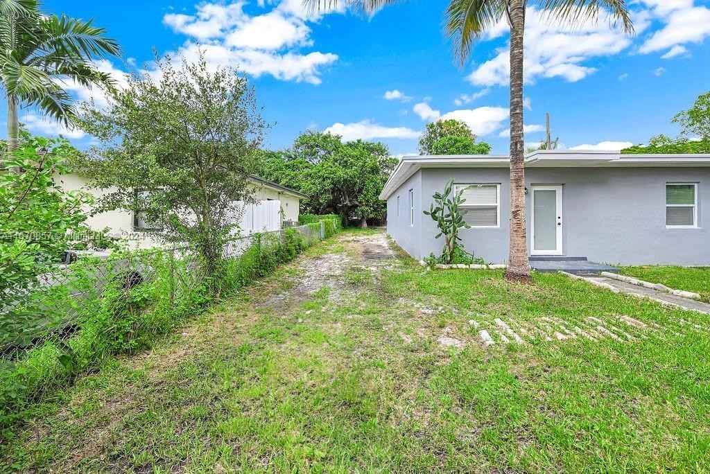 1515 Nw 121st St - Photo 2 of 8