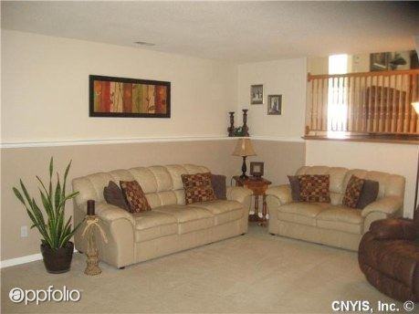 4730 Sabre Ln - Photo 2 of 7