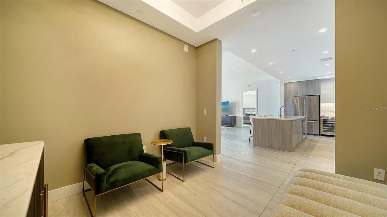 301 QUAY COMMONS DRIVE #704 - Photo 5 of 50