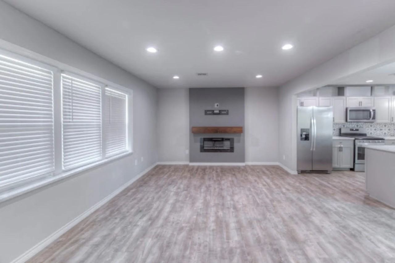 3221 S Darlington Ave - Photo 2 of 27