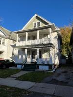 featured image of 246 Weyl St