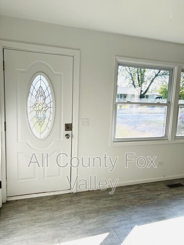 344 Durham Dr - Photo 5 of 10