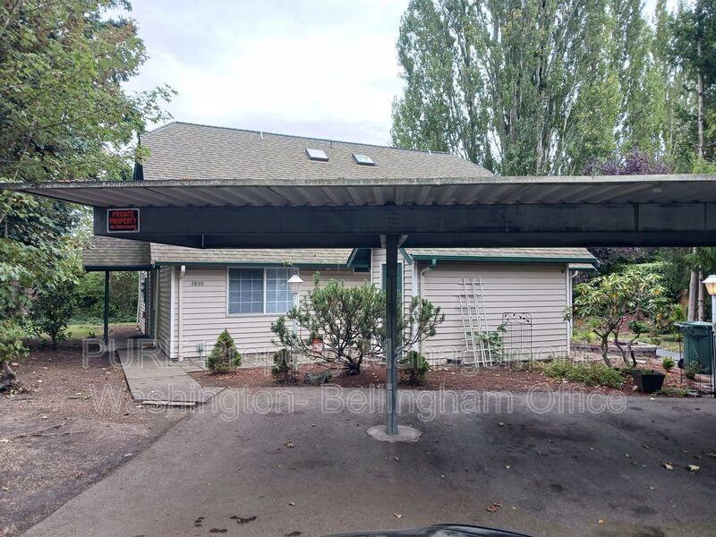 2830 Valencia St - Photo 2 of 15