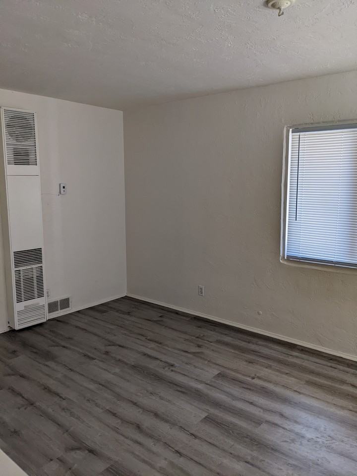 326 Truman St Ne - Photo 3 of 48