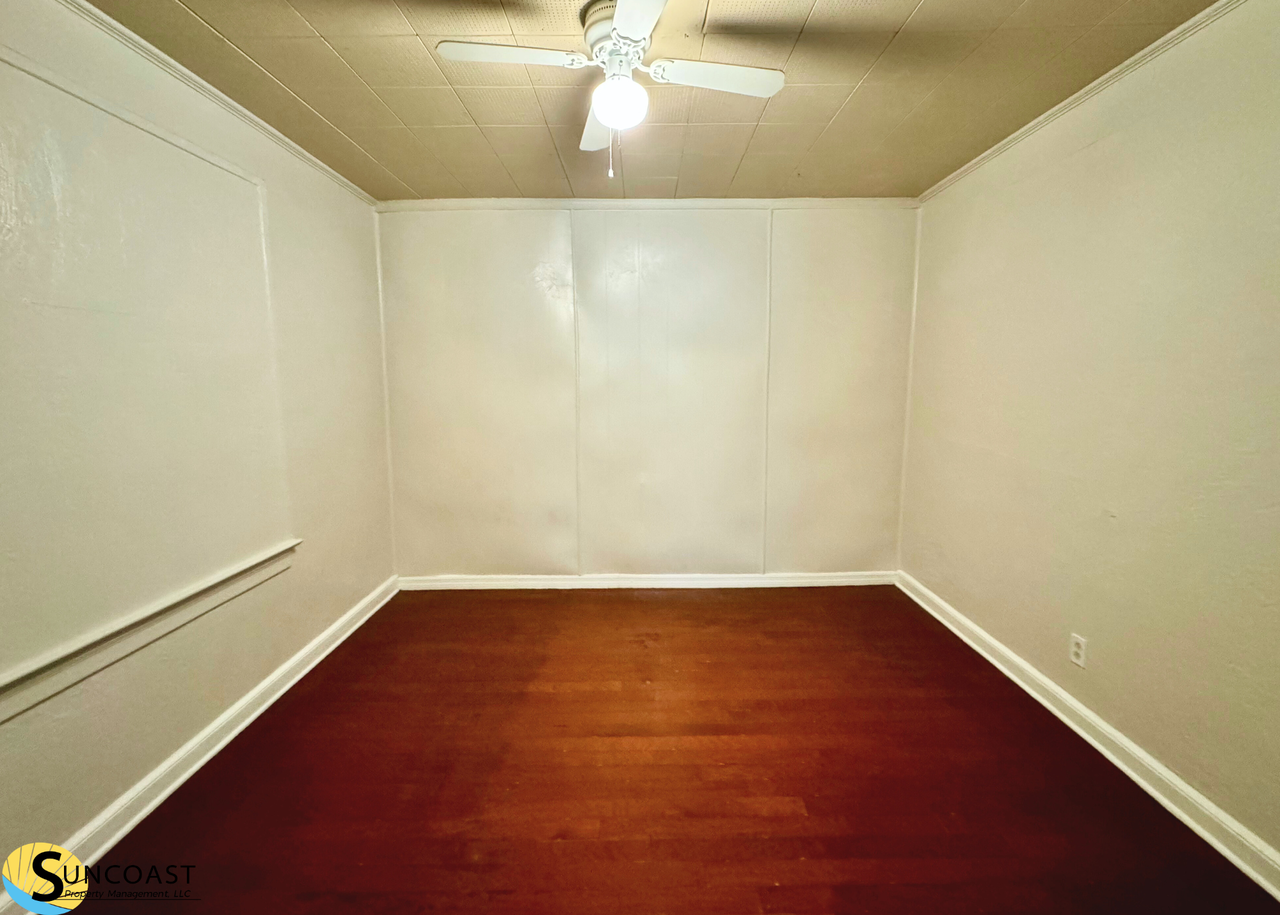 1139 Old Hickory Rd - Photo 3 of 7