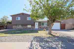featured image of 727 E Taylor St