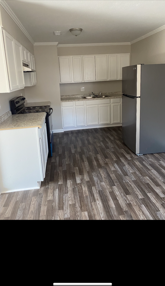 Blue Country Apartments - Photo 4 of 15