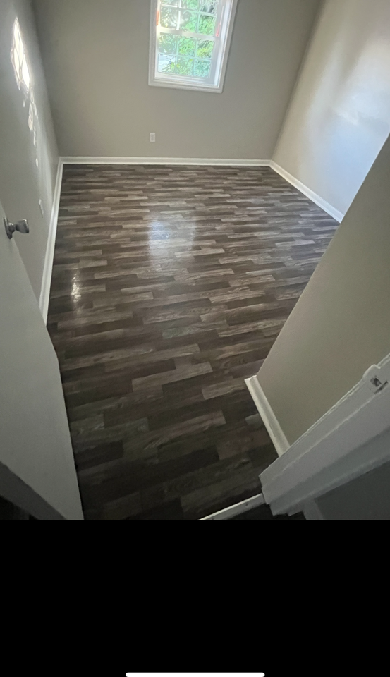 Blue Country Apartments - Photo 6 of 15