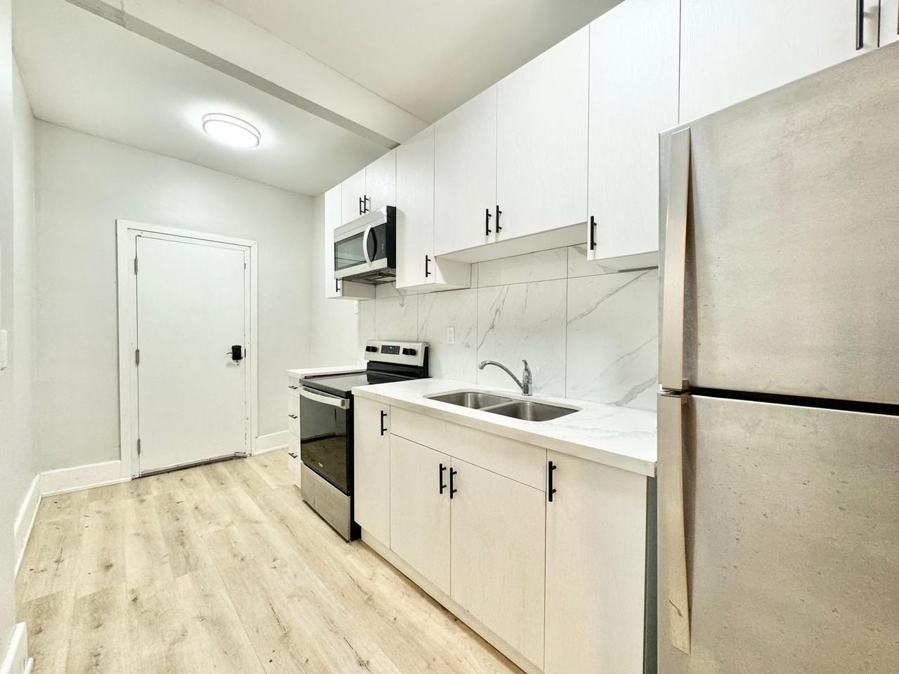 84 River Rd #202 - Photo 2 of 7